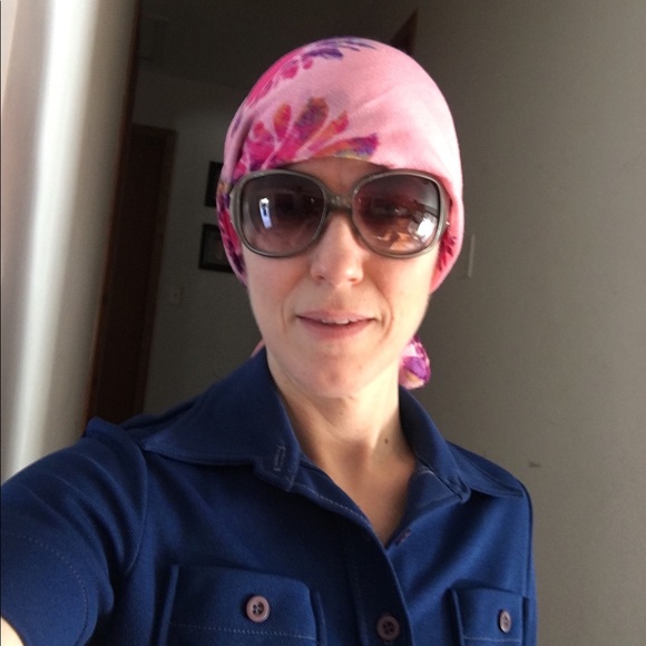 Meet your Posher, Nicky - Picture 2 of 8